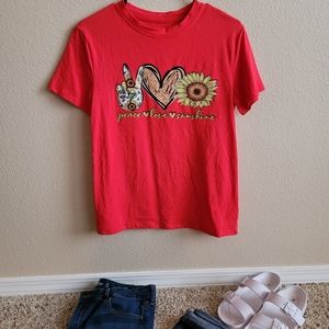 Womans Medium Red Crew Tee